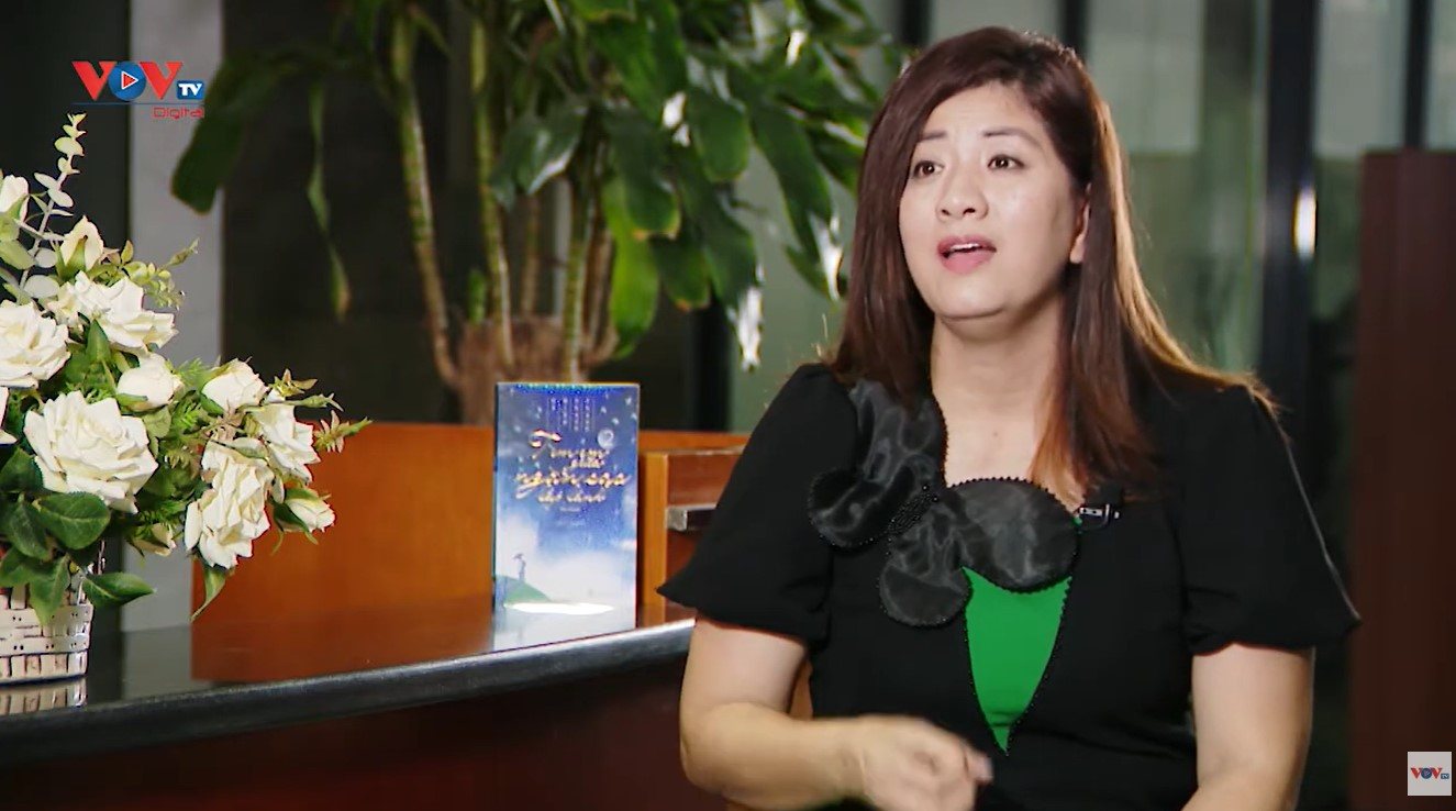 Đạo diễn Lan Hương talk về sức lay động của "Tìm em giữa ngàn sao lấp lánh"